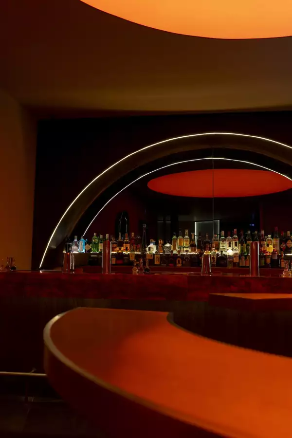Bar latosa