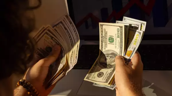 La FinCEN alerta a bancos de México, Estados Unidos y Canadá: pide denunciar sospechas de trata en el Mundial 2026