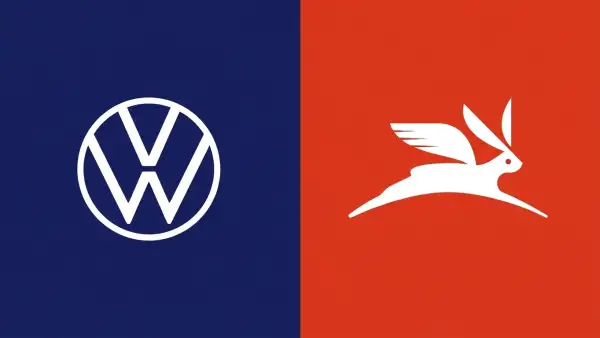 Logotipos de Volkswagen, armadora alemana con presencia a nivel global, y Olinia, proyecto del Gobierno de México para impulsar la electromovilidad.