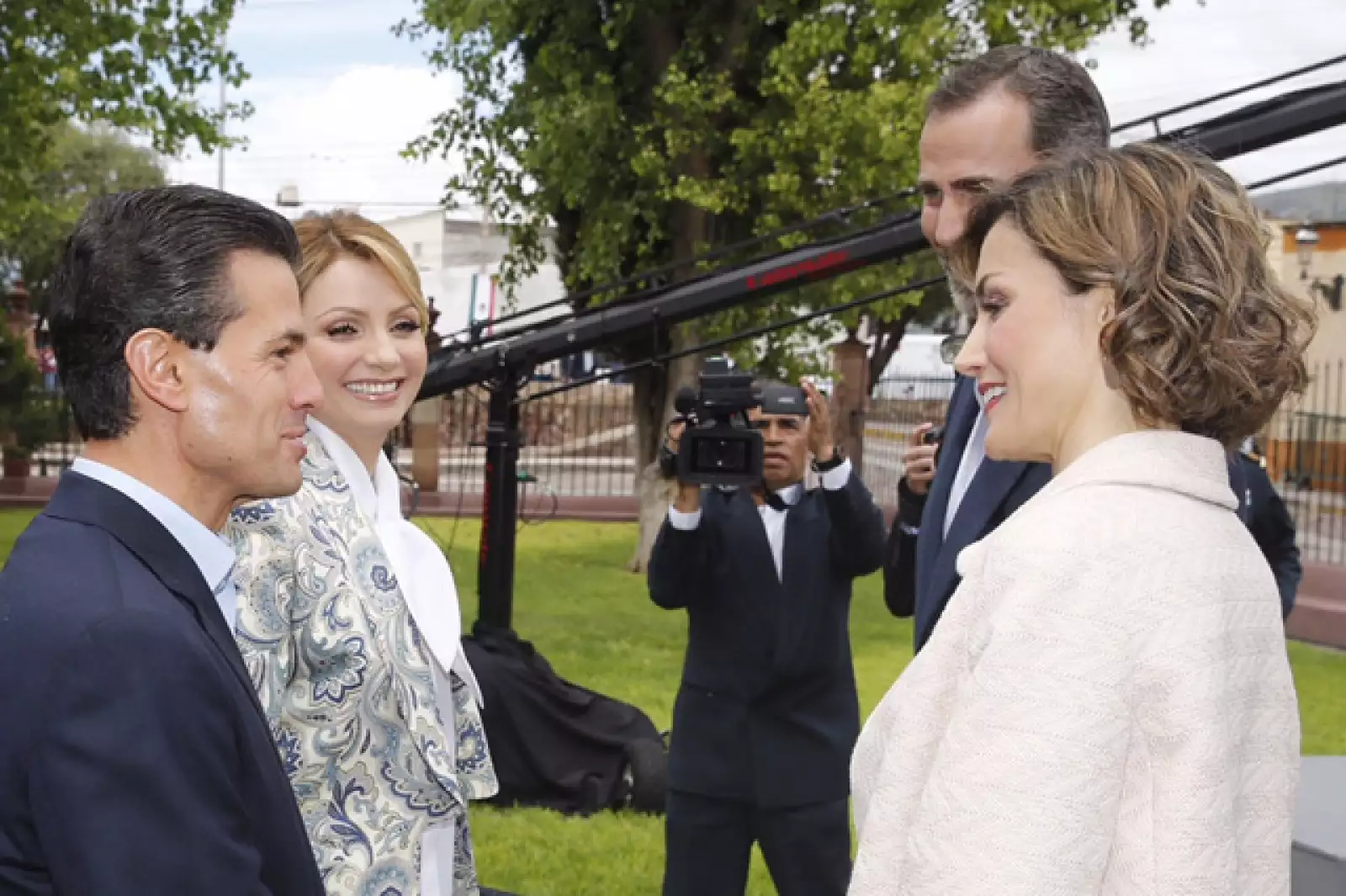 Angélica Rivera y Peña Nieto en su encuentro con los reyes de España.