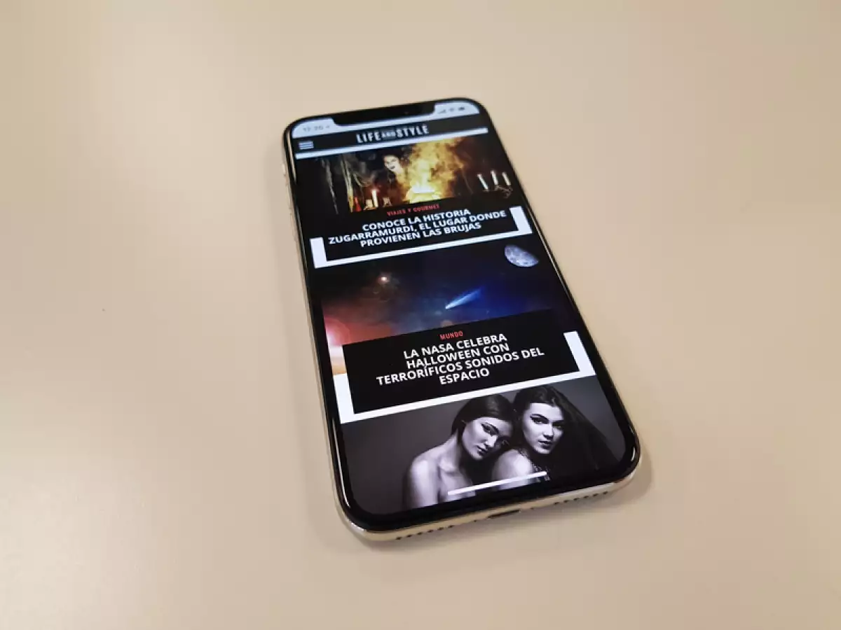 iPhone X.
