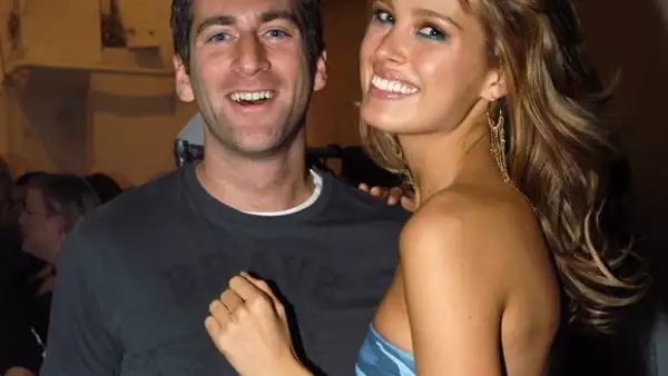 Petra con Simon en febrero de 2004.