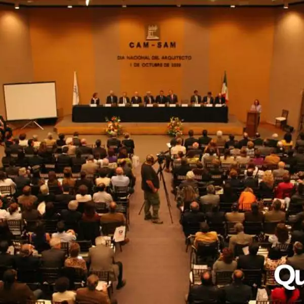 Reconocimiento a Fernando Romero