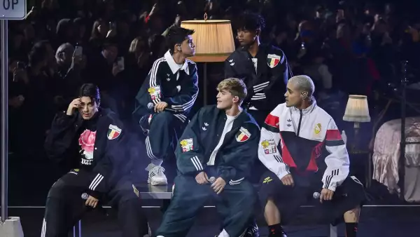 El desfile de Willy Chavarría en París Fashion Week brilló con talento latino: Santos Bravos, Mon Laferte, Lunay y El Malilla