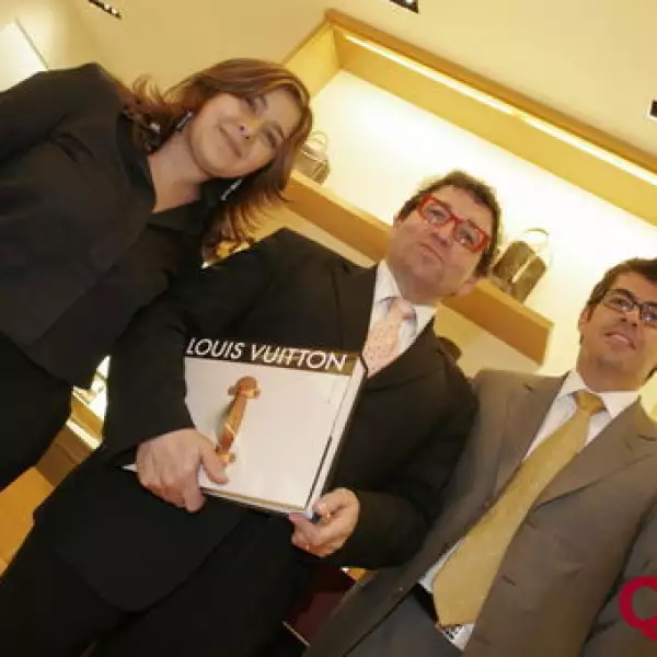 Gina Pineda, Paul Gerard Pasols, Carlos Salcido