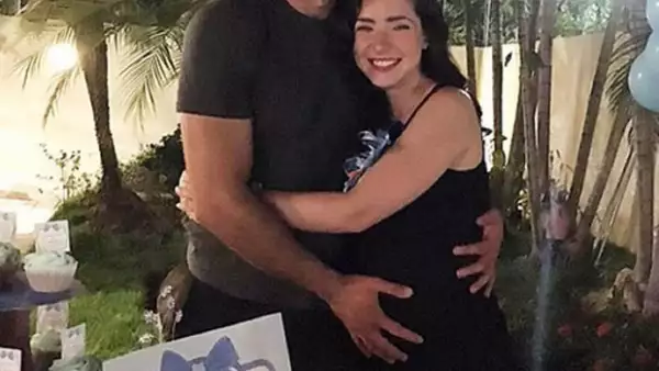 La actriz Michelle Renaud, amiga de Ariadne, hizo el feliz anunció y detalló que mamá e hijo están en perfecto estado de salud.