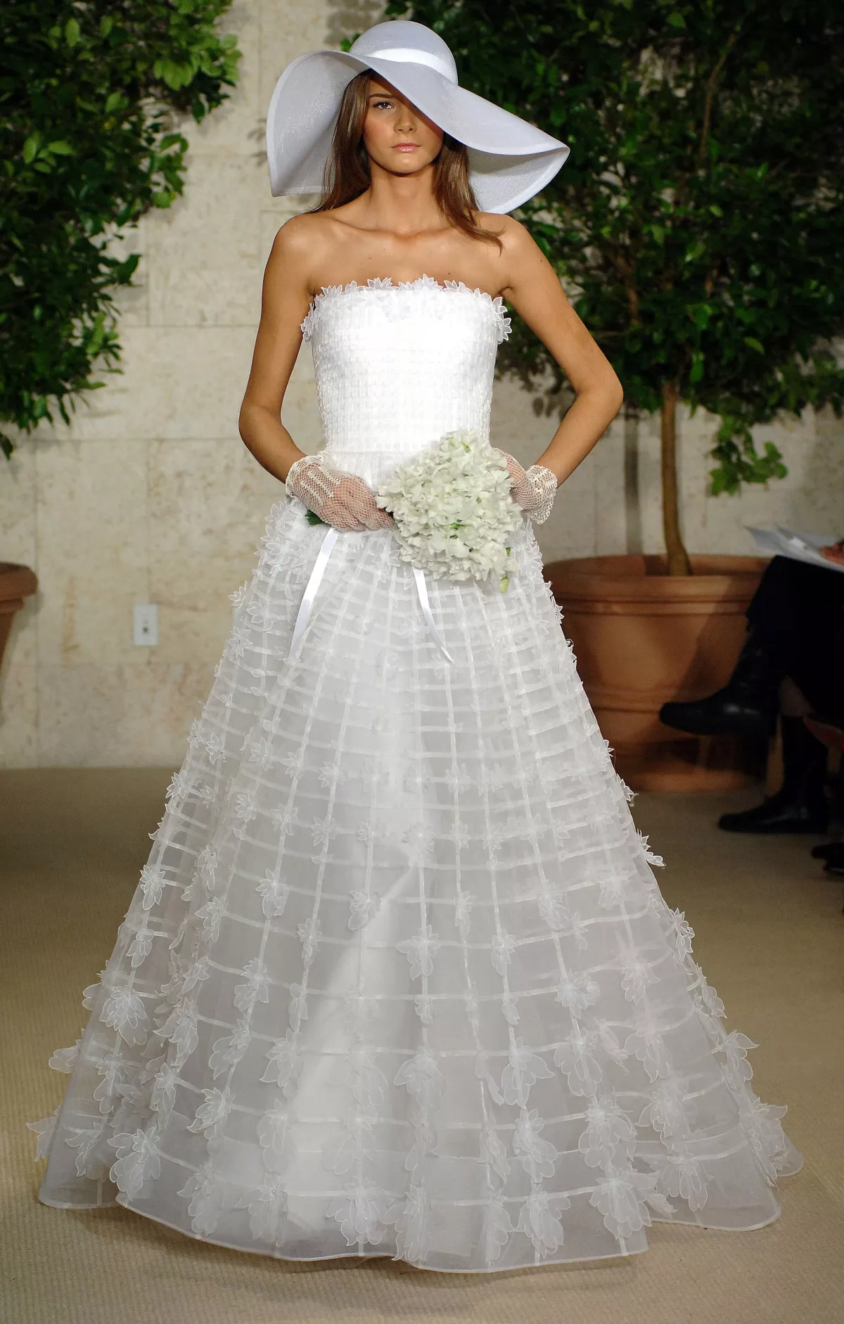 Oscar De La Rental Bridal Show