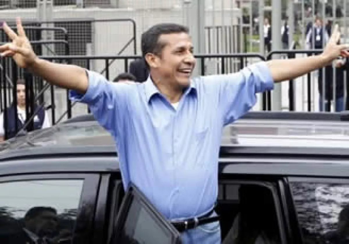 Las primeras encuestas de salida daban el triunfo al militar retirado Ollanta Humala. (Foto: Reuters)