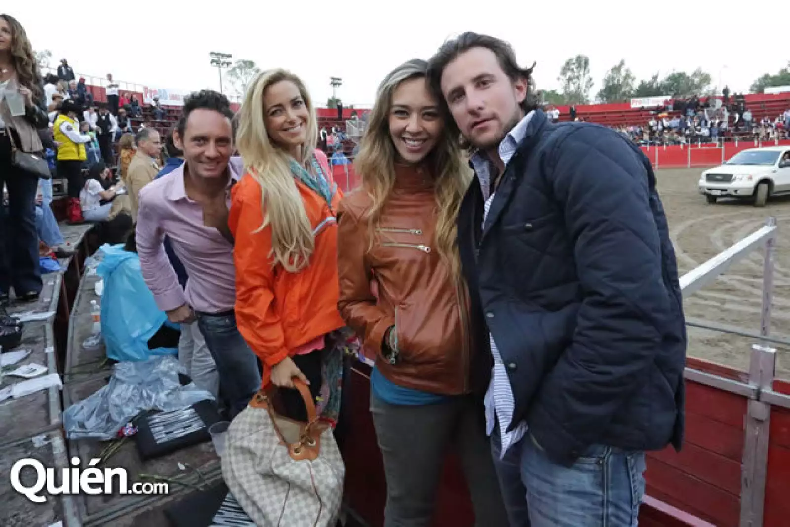 Luis Canovi,Paulina Minvielle,Melissa Palazuelos,Juan Carlos Casado
