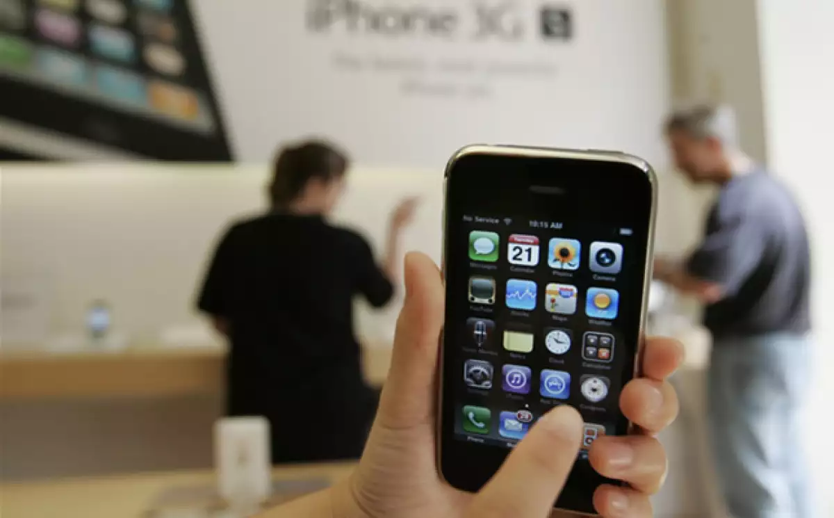 Llega el nuevo iphone a una porción de Latinoamérica distribuido por América Móvil (Telcel) y gradualmente saldrá en toda la región latina.