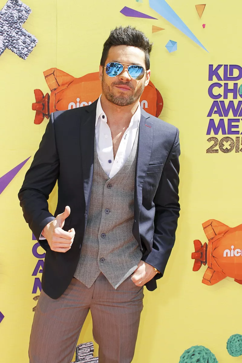 eleazar-gomez.jpg