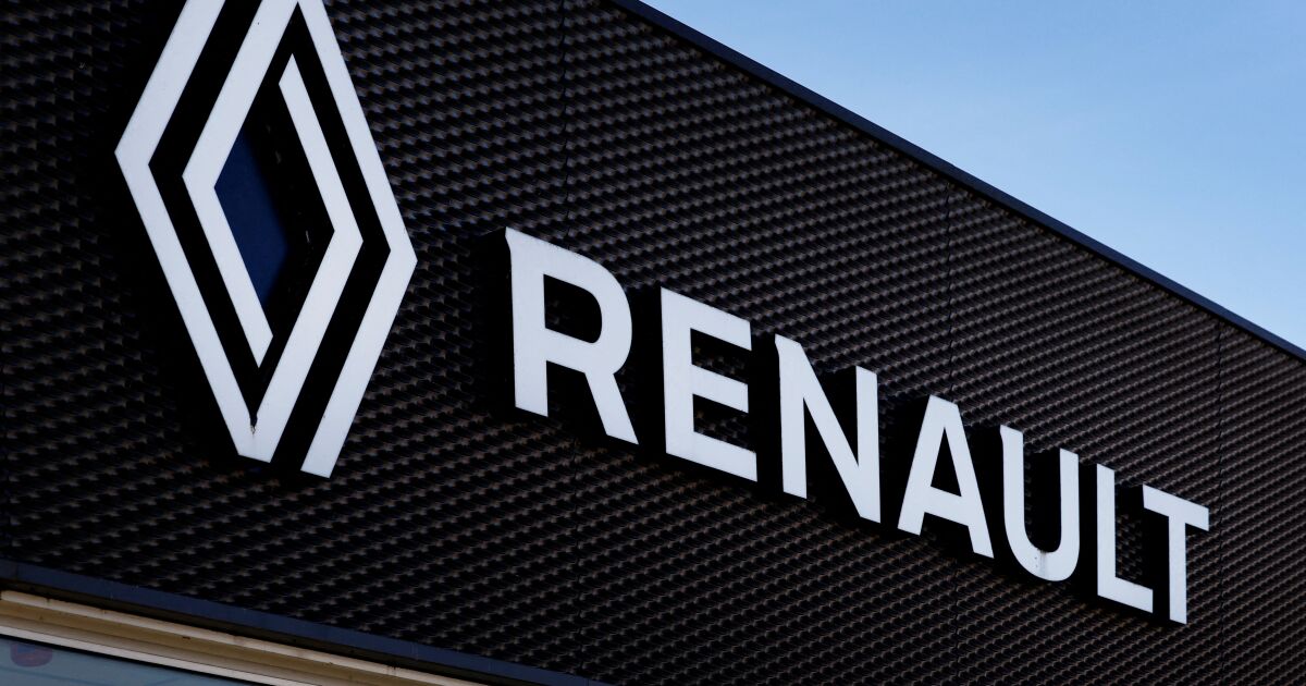 Renault, komisyonu otomotiv kredisini açma ve zorlama için kalıcı olarak siler