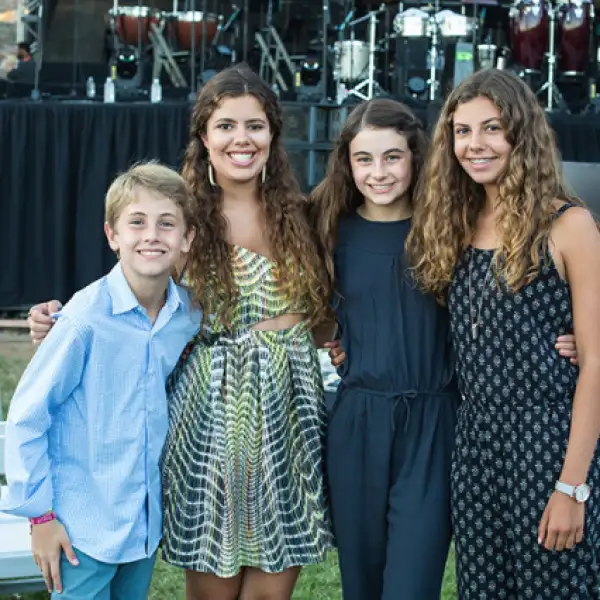 Alberto Hojel,Federika Uhthoff,Emilia Hojel y Lorenza Uhthoff