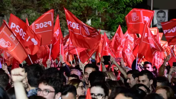 El PSOE gana en España.
