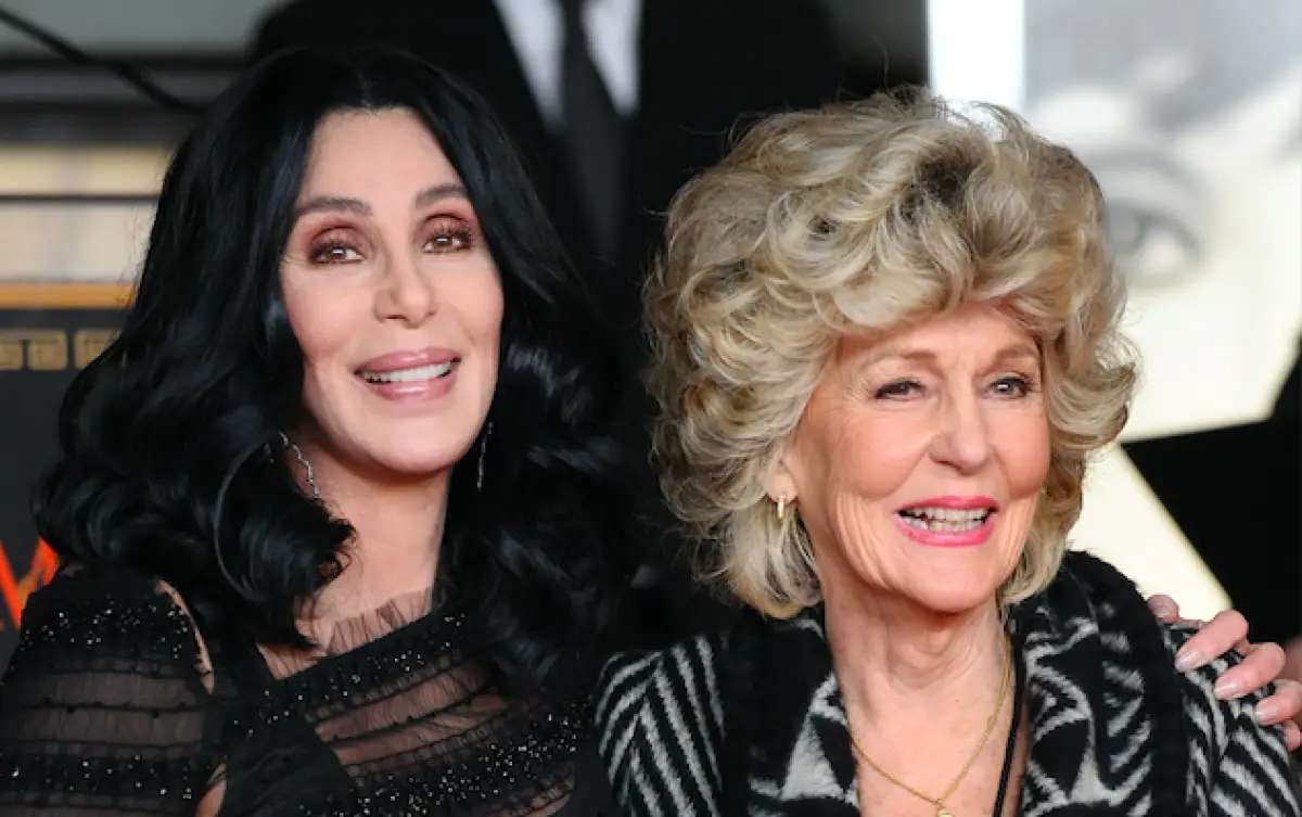 cher-georgia-holt