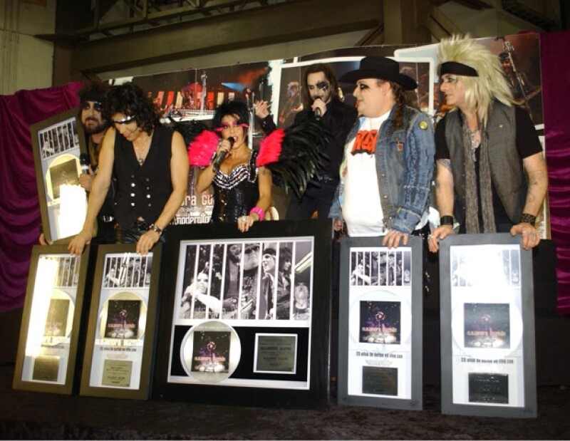 Moderatto aseguró que se encuentra viviendo al máximo el hoy junto con Alejandra Guzmán.