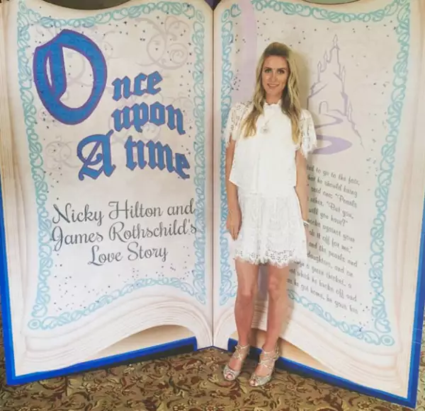 La fecha de la boda está programada para el 10 de julio.