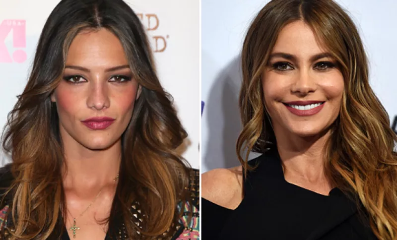 Sandra no consigue disimular su fastidio cuando le preguntan si es unida a su famosa hermana en vez de preguntarle por su carrera profesional.