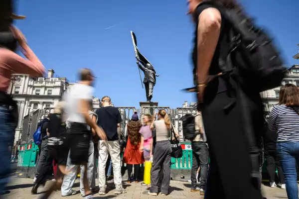 New Banksy Artwork Appears In Central London
