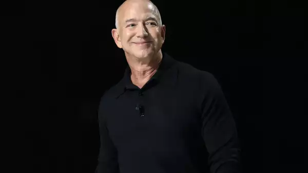 Jeff Bezos ficha por el Liverpool como accionista