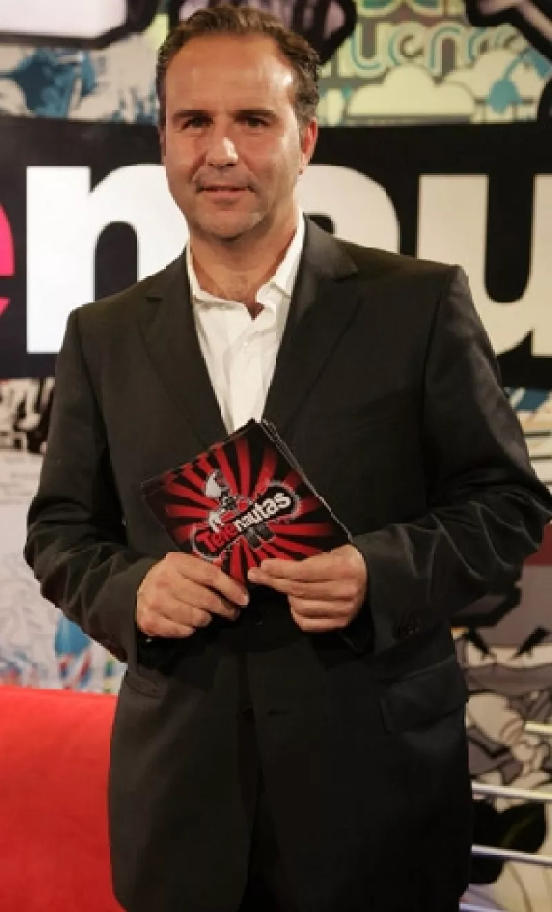 EL conductor criticó abiertamente las preferencias homosexuales y dijo que en ese ambiente `hay mucha degeneración y mucha droga´.