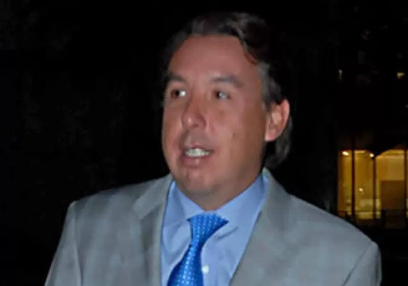 Emilio Azcárraga dijo entender las dudas de los accionistas, pues reconoció que competir con América Móvil es duro. (Foto: Notimex)