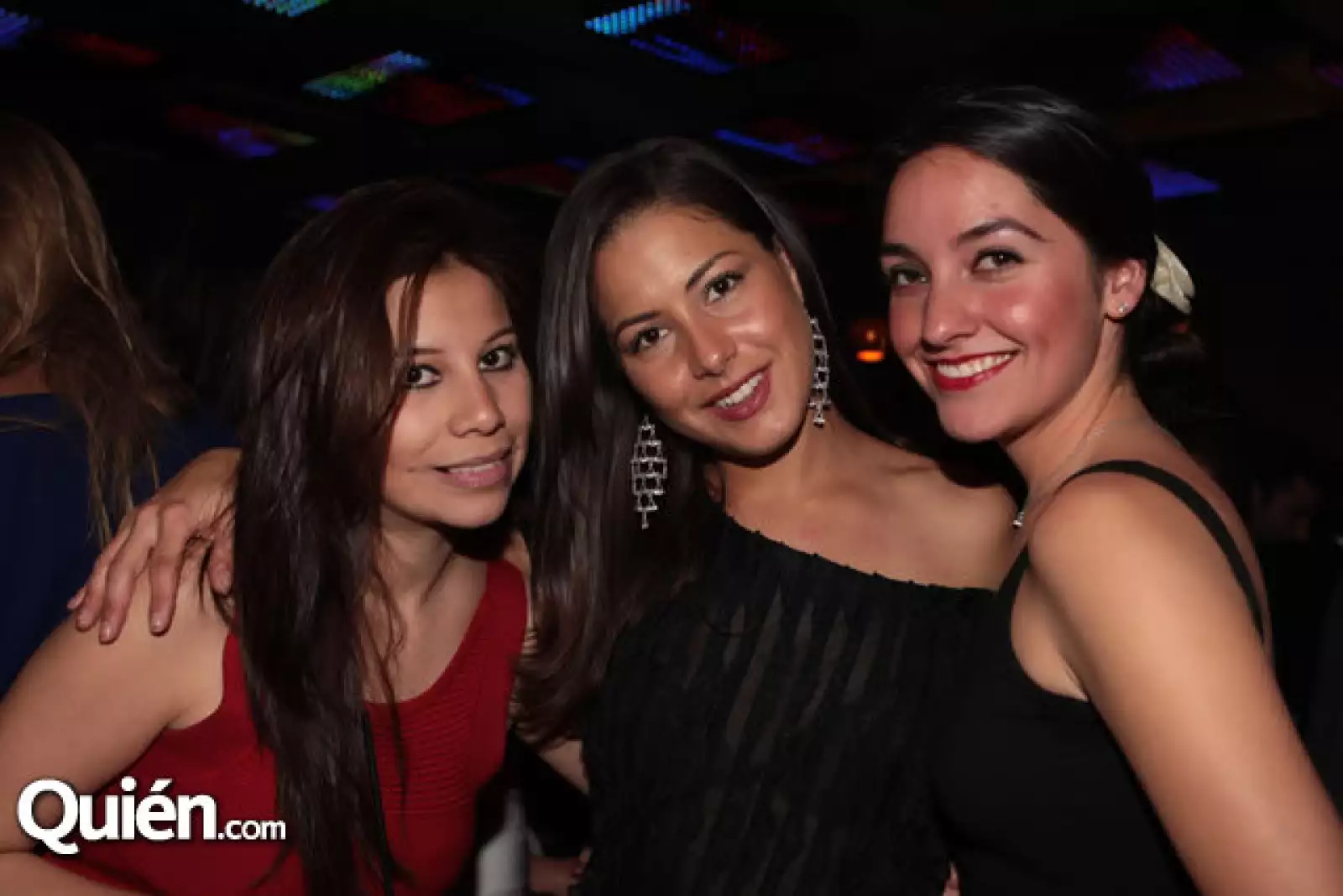 Ariana Aventura,Juliana Morales,Alejandra Esqueiro