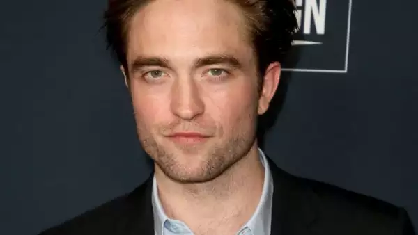 Robert Pattinson