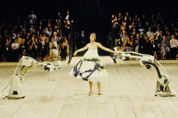 Alexander McQueen Spring 1999 RTW, London, UK - Oct 1998