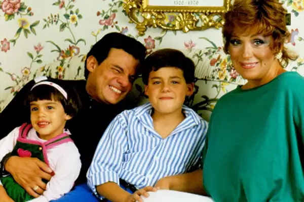 Marysol Sosa, hija de José José, recuerda su infancia