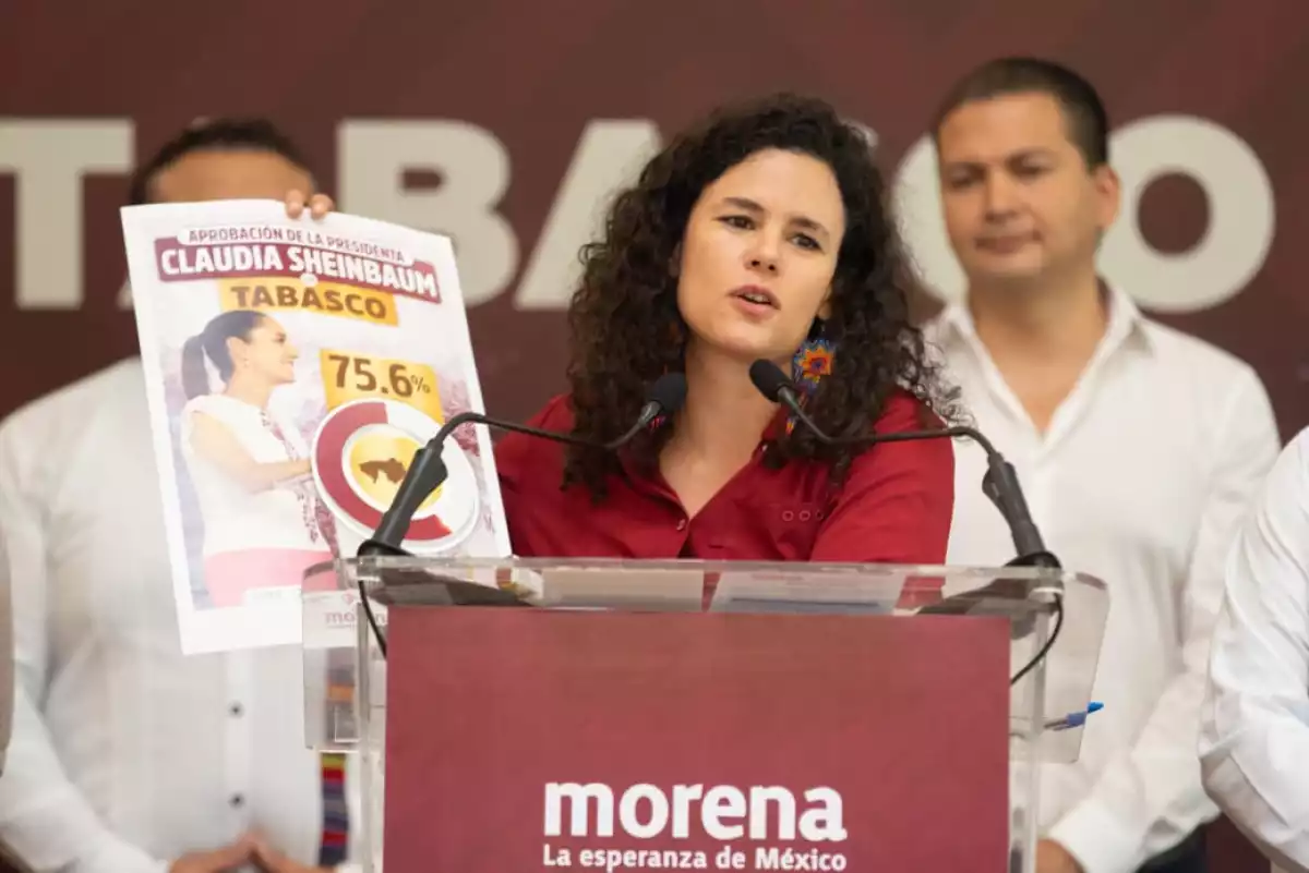 Luisa-Maria-Alcalde-Morena