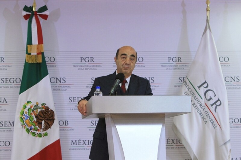 Procurador de justicia Jesús Murillo Karam en conferencia de prensa sobre el caso Ayotzinapa.