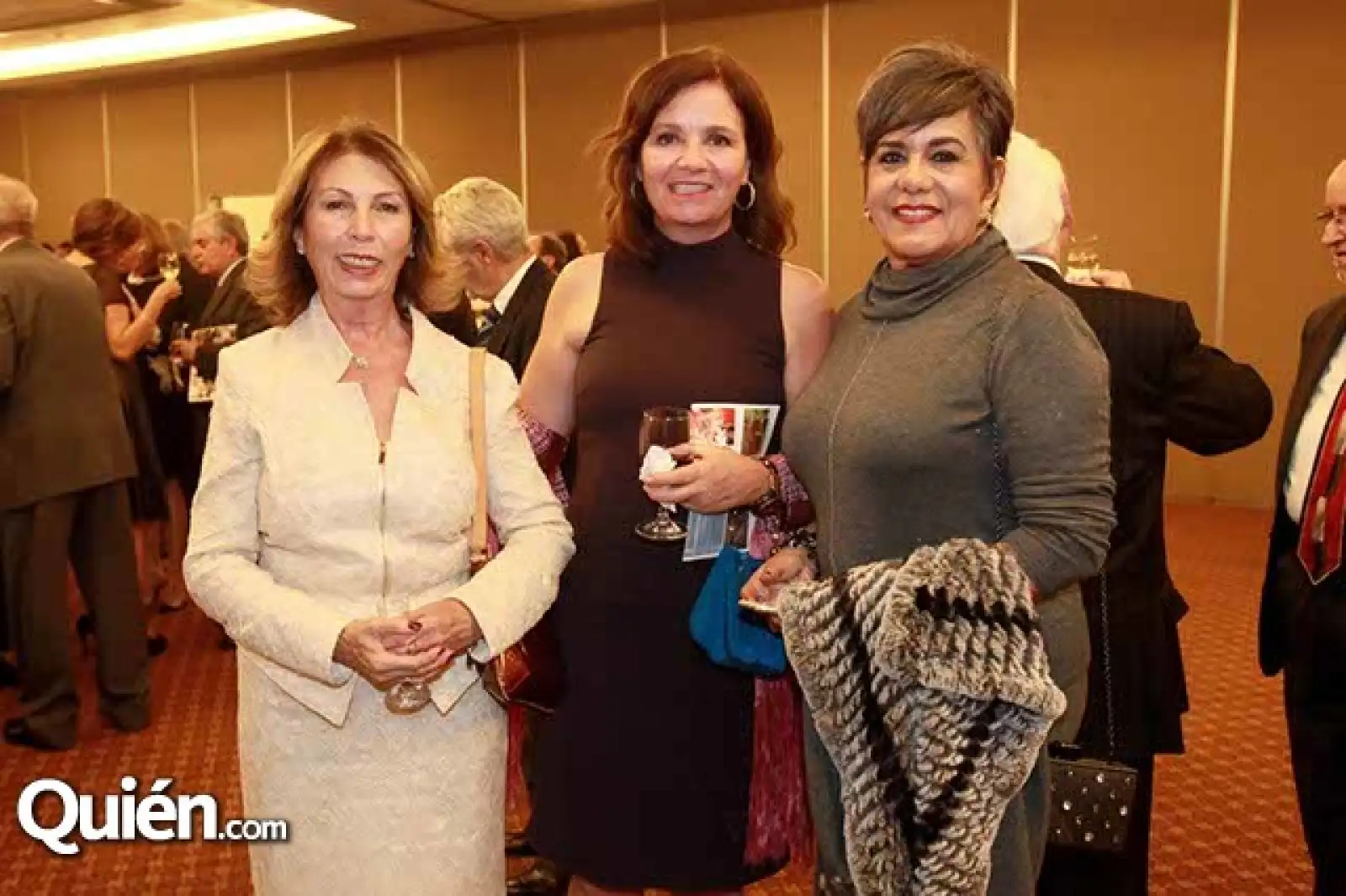 Isabel de Orendain,Isabel Borrego y Gela Frutis