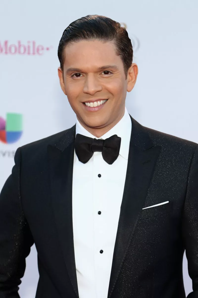 El periodista Rodner Figueroa se burló sobre la apariencia de un hombre que se transformó con maquillaje en la primera dama estadounidense, al utilizar una palabra despectiva.