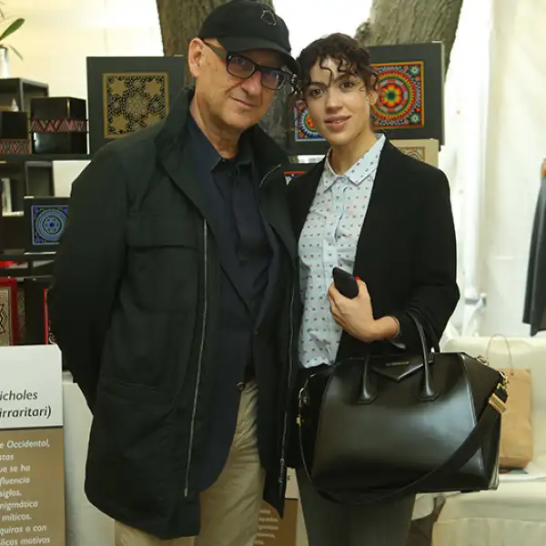 Andrea Panconasi y Fernanda Hernández