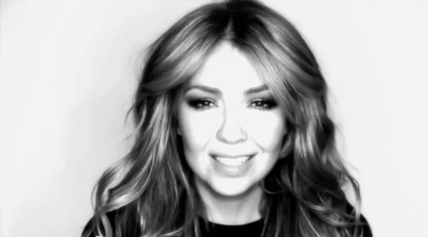 La cantante se unió a la campaña de UNICEF, que busca defender los derechos de los niños, en un video publicado hoy.