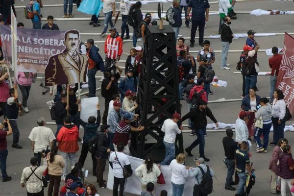 #Photos | AMLO fills the Zócalo on the 85th anniversary of the oil expropriation citizens-expropriation