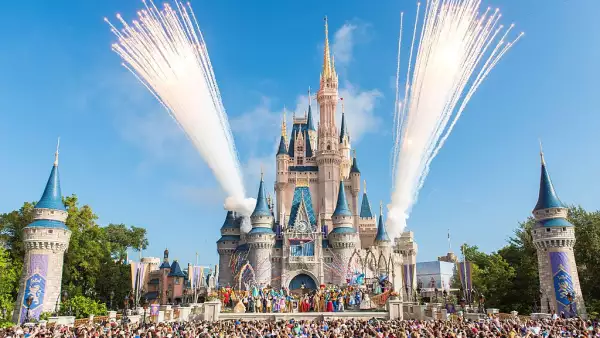 Walt Disney World Resort Celebrates 45th Anniversary to Colorful Fanfare