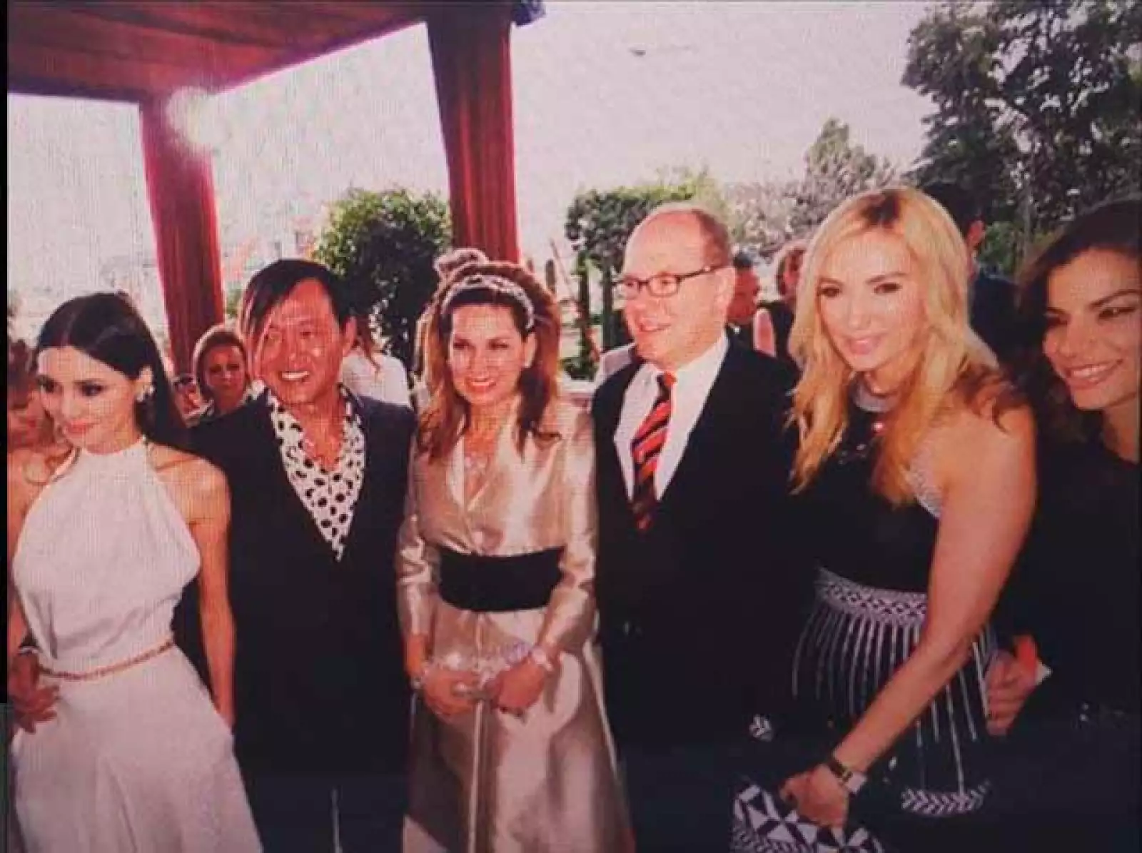 Ella y sus amistades estuvieron en la presentation de Louis XIII, celebrado en Mónaco.