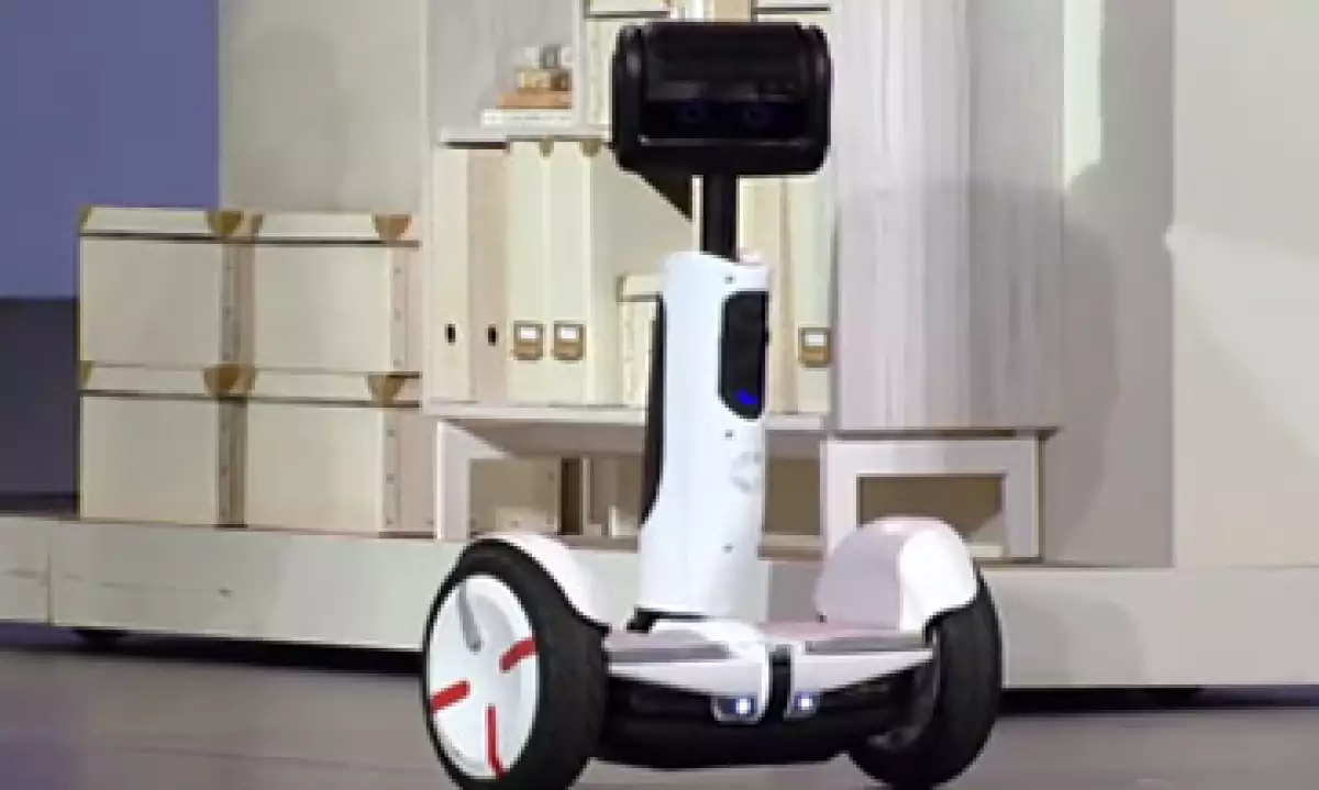 El NineBot sorprendió a los asistentes a la conferencia de Intel. (Foto: Intel)