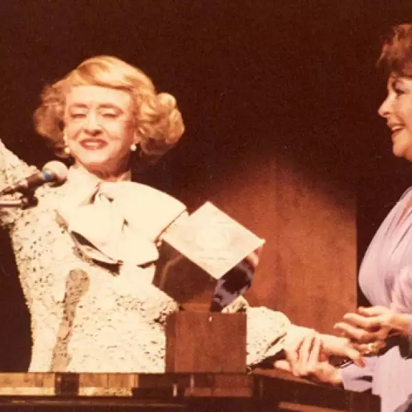 irpt-elizabeth-taylor3