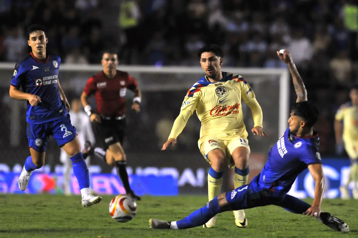 Cruz Azul y América empatan en partido de Ida de la final de Liga Mx