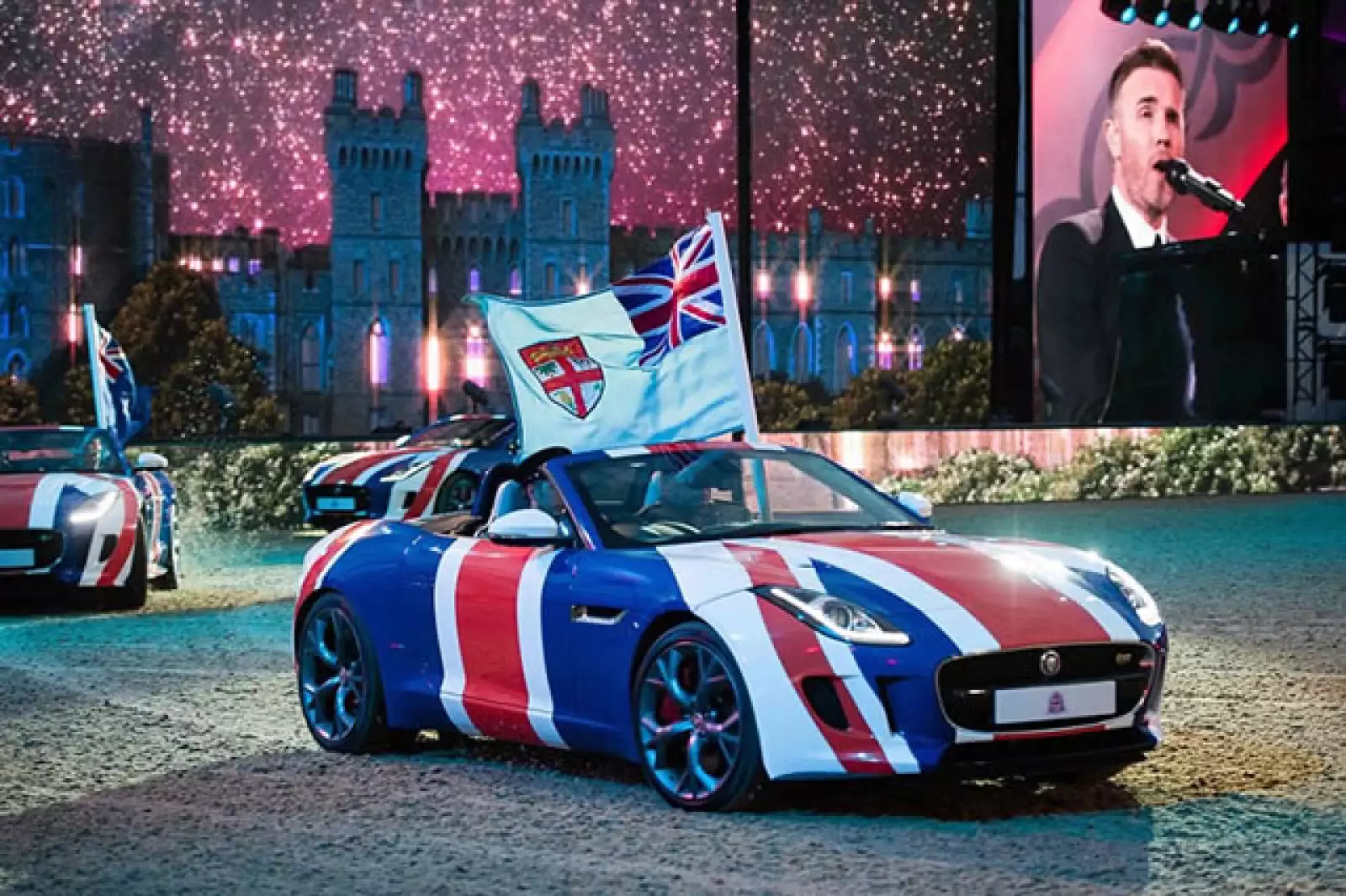 La fiesta fue todo un espectáculo, con caballos, autos y banderas por doquier.