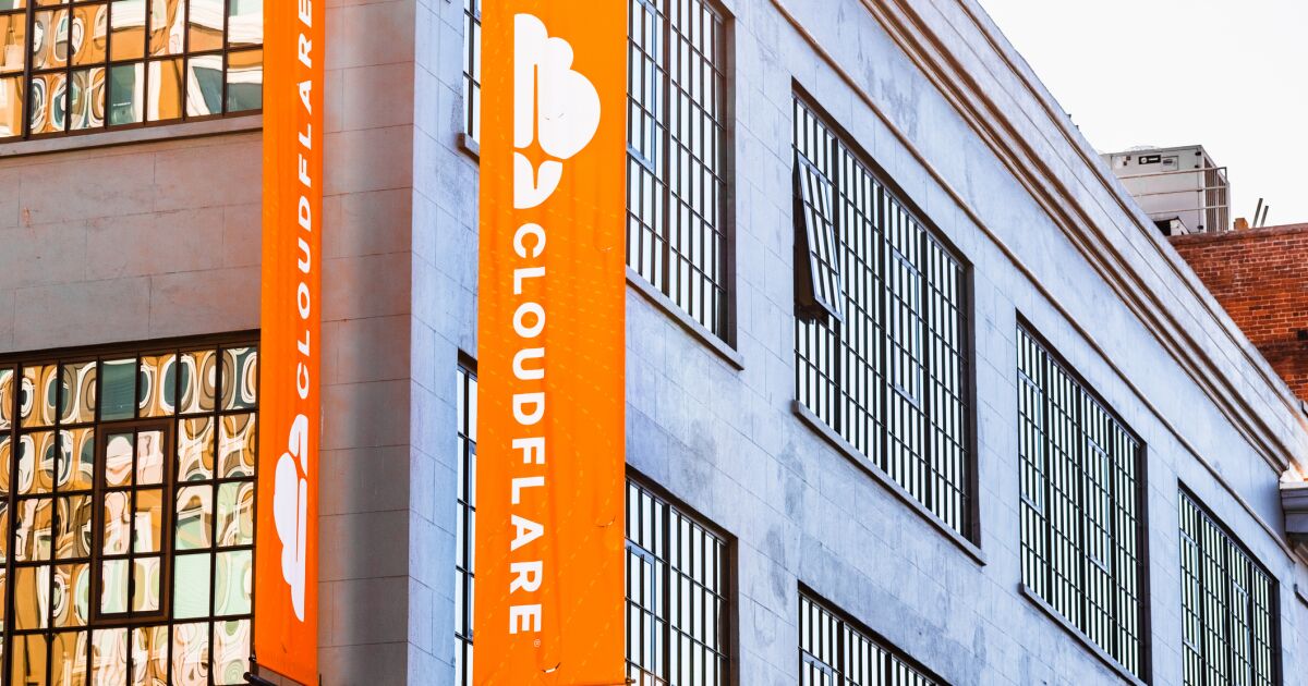 Cloudflare nedir ve nasıl çalışır? Düşüşünün sosyal ağları ve hatta yapay zeka hizmetlerini etkilemesinin nedeni