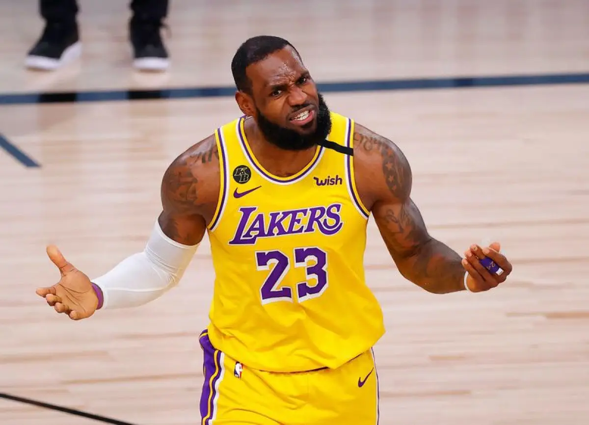 lebron_0.jpg
