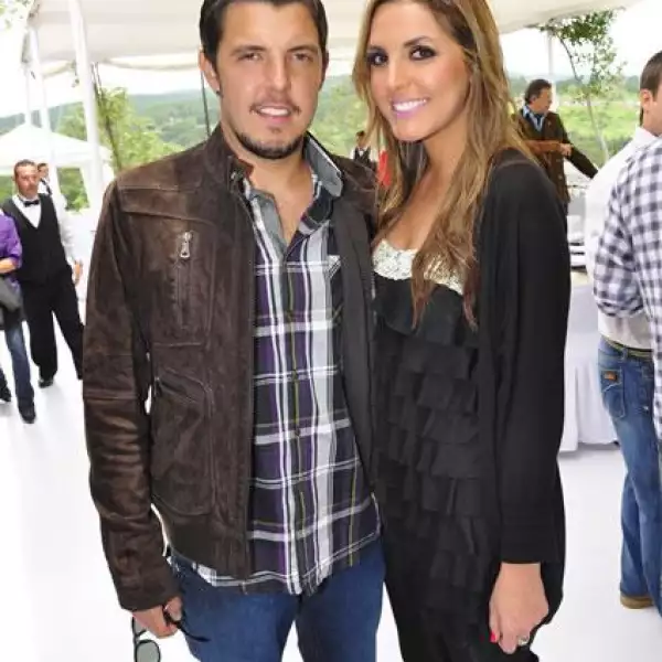 Civil Bety Vega y Rene Palme