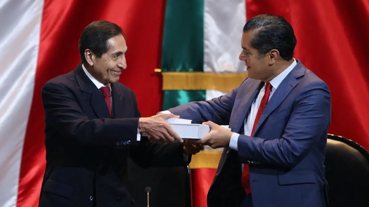 Entrega del paquete económico 2025: SHCP estima menor crecimiento y dólar más caro 