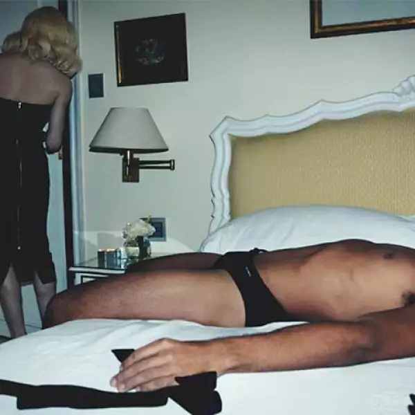 La edición de la revista saldrá a la venta en marzo con el título de Por Culpa de Río y llevará al menos 46 páginas con imágenes de la cantante.