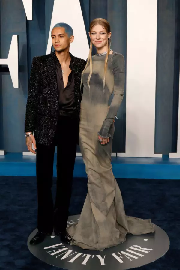 Dominic Fike y Hunter Schafer 