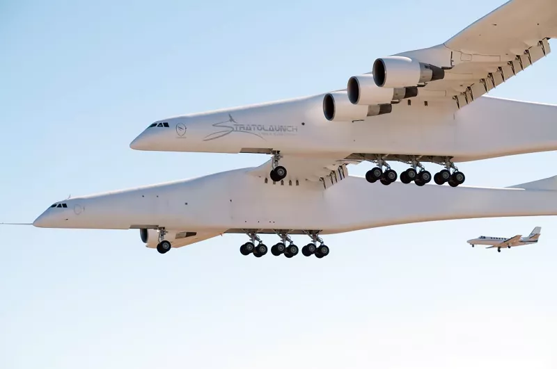 World's largest plane makes first test flight